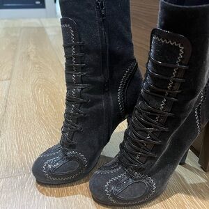 Black Lace-Up Boots